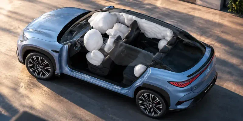 BYD Sealion 7 possui nove airbags