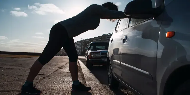 Alongamentos: exercícios simples para fazer no carro