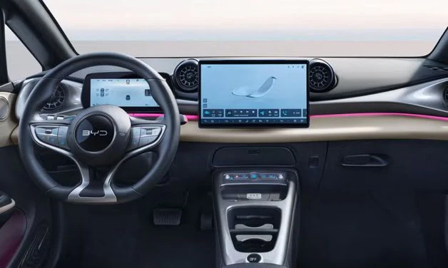 painel de instrumentos digital e central multimídia touch screen do byd dolphin mini 2026
