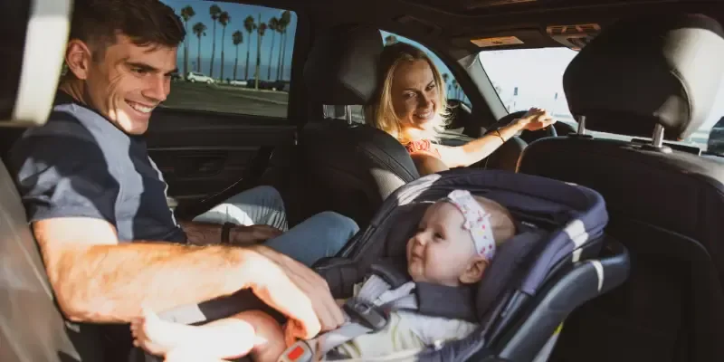 Crianças no carro: guia para transportar com segurança
