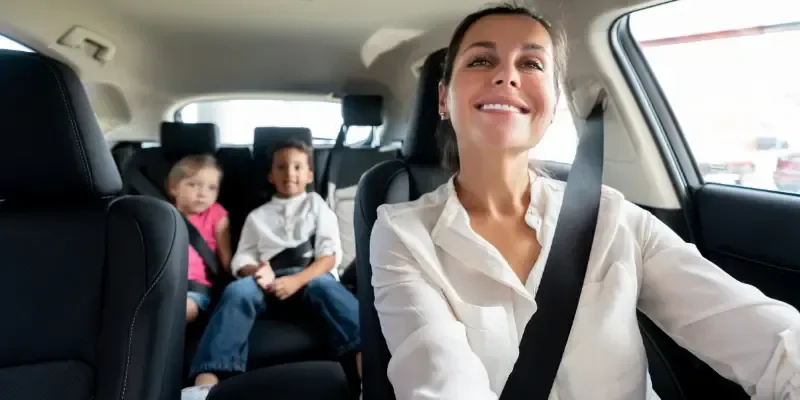 Praticidade e segurança: carros ideais para quem é mãe